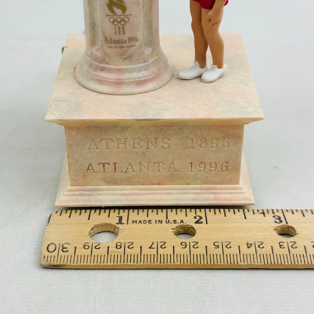 Hallmark Lighting the Flame 1996 Atlanta Olympics Ornament‎ Lights Music